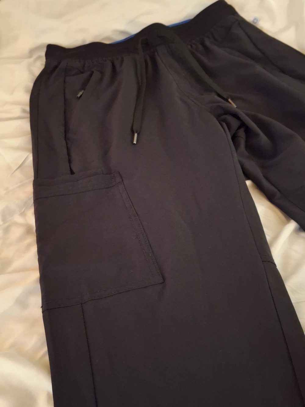 Cherokee Infinity Men's Black Drawstring Scrub Joggers with Side Pockets - Picture 4 of 8